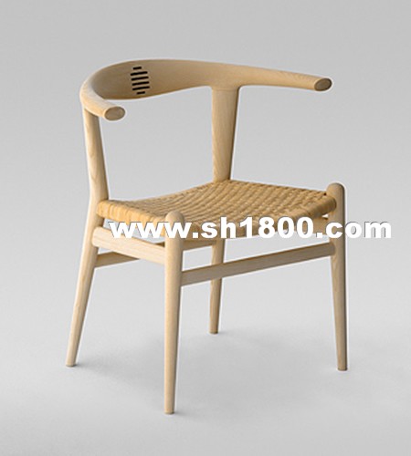 图2 瓦格纳设计的椅子 