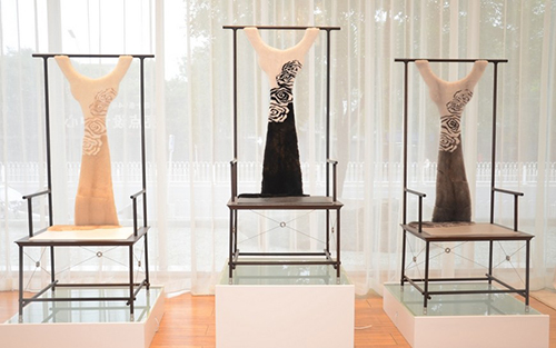 澳珀-皮革系列“服饰椅”