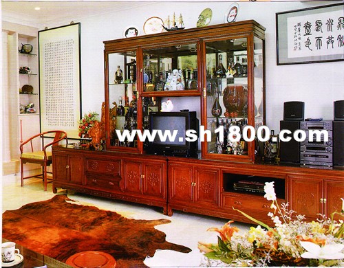 现代家居陈设红木家具的客厅