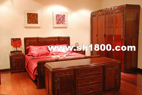 牡丹红木卧房家具