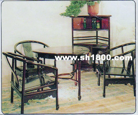上海地区出现的圈椅茶台