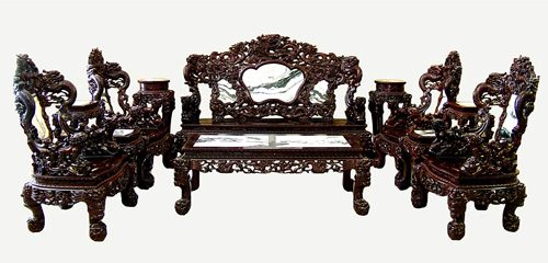 图1 工艺美术大师杨虾设计的广式家具